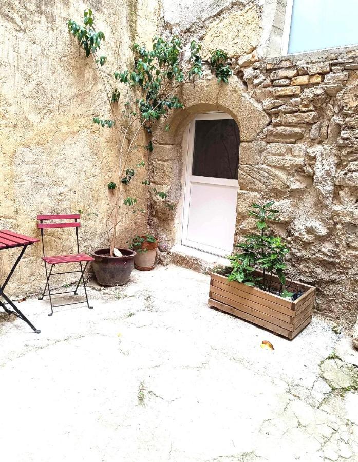 Appartement Centre L'Isle Sur La Sorgue LʼIsle-sur-la-Sorgue Exterior foto